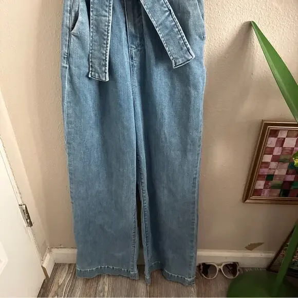 Paige Short Sleeve Anessa Denim Jumpsuit in Hailey 2 - Picture 4 of 11